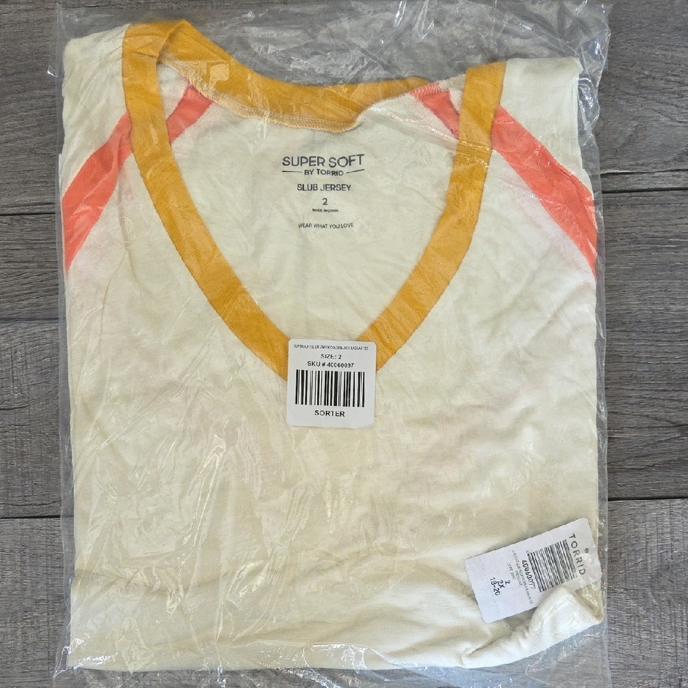 NWT Torrid Super Soft Colorblock Tee Size 2